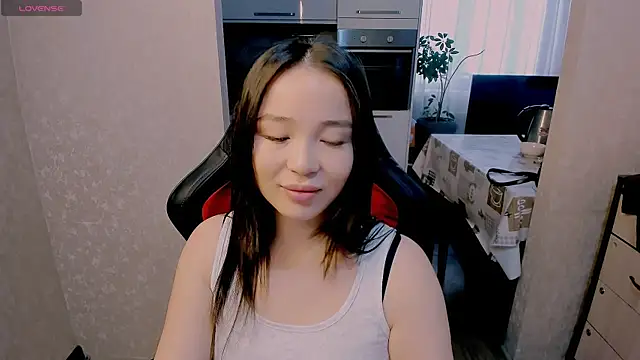 Snapshot of AyaMoon chatting on November 17, 2025, 7:25 am AyaMoon online show from November 17, 2025, 7:25 am