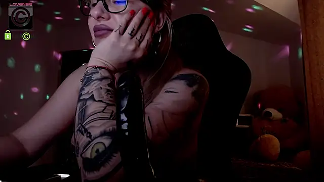 SonyaDevon online show from January 28, 2025, 10:02 am