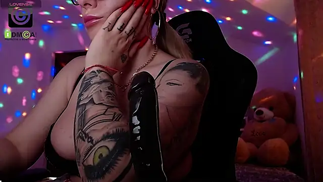 SonyaDevon online show from February 27, 2025, 10:48 am