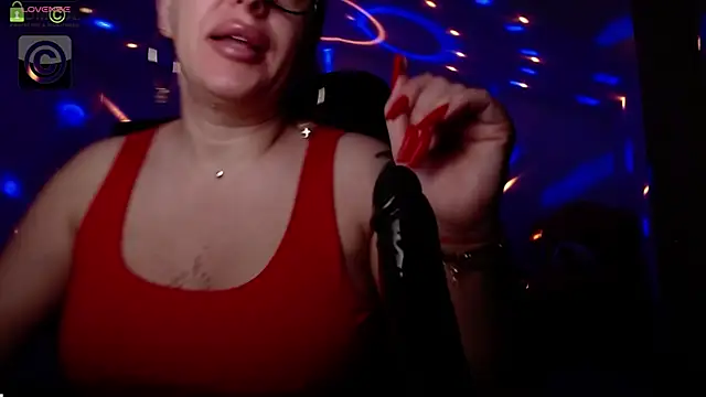 SonyaDevon online show from April 16, 2026, 3:07 am