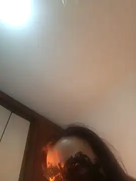 LAURAFOCOSA online show from November 14, 2025, 11:35 pm