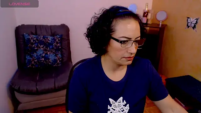 scarlet wet online show from December 11, 2024, 9:34 pm