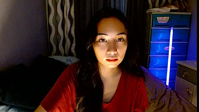 SweetLilly 18 online show from June 28, 2026, 7:14 am