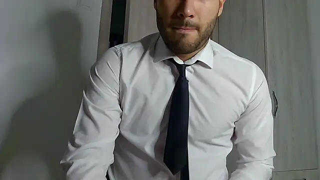 Justynn1 online show from March 2, 2025, 5:44 am