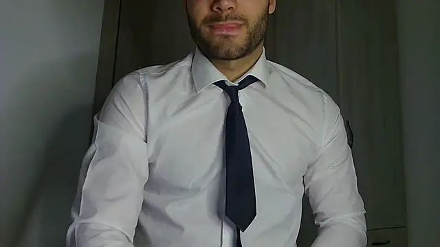 Justynn1 online show from April 7, 2026, 10:09 pm