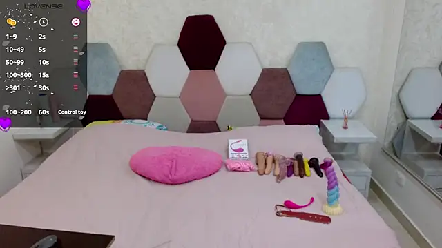 angel blue online show from September 12, 2025, 3:45 pm