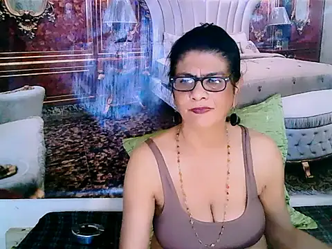 IndianAllure online show from January 31, 2025, 5:51 am