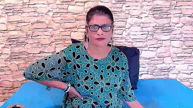 IndianAllure online show from April 18, 2026, 5:44 am