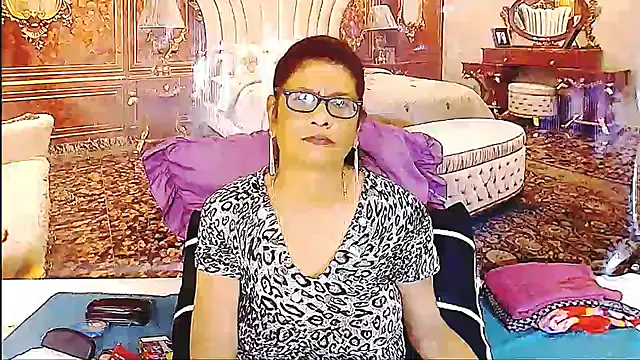 IndianAllure online show from April 23, 2026, 6:25 am