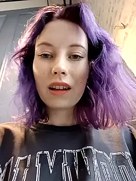 Frost foxy online show from January 15, 2025, 7:48 am