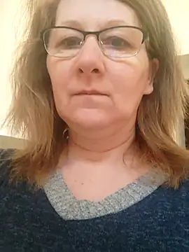 Elza01 online show from February 18, 2025, 6:26 am