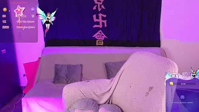 KuroChan420 online show from December 11, 2024, 1:37 am