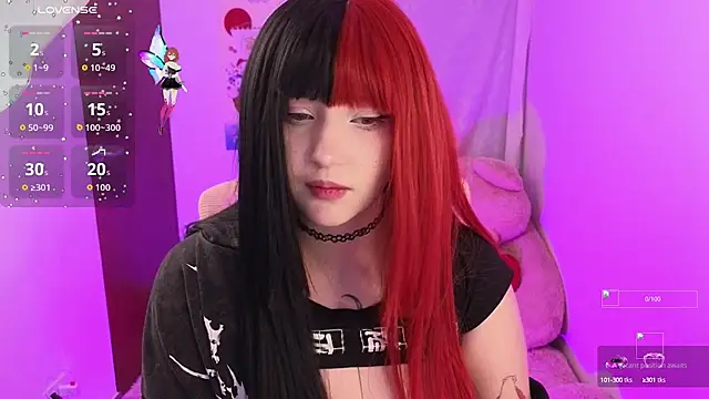 KuroChan420 online show from September 26, 2025, 1:42 am