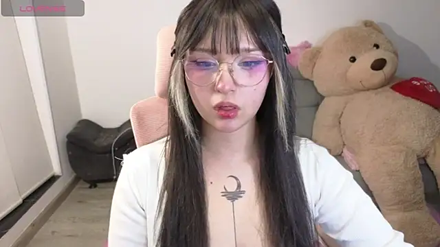 KuroChan420 online show from March 11, 2026, 3:56 am