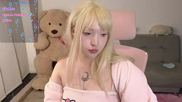Snapshot of KuroChan420 chatting on June 4, 2026, 4:18 am KuroChan420 online show from June 4, 2026, 4:18 am