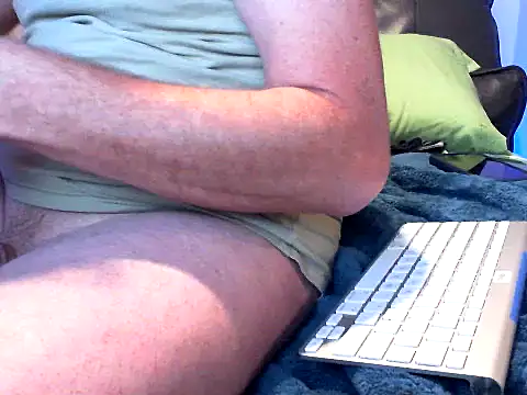 eurodiznee online show from November 3, 2025, 9:43 am