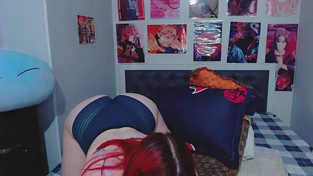 MikaMoonn online show from December 25, 2024, 3:40 am