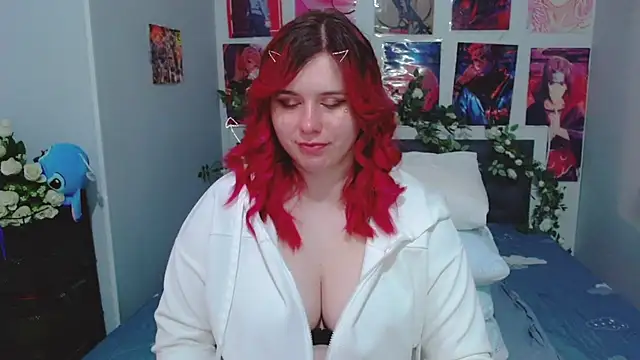 MikaMoonn online show from February 13, 2025, 2:56 am