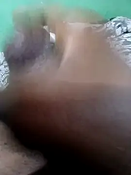 Snapshot of Thato09024573 chatting on January 13, 2026, 9:47 am Thato09024573 online show from January 13, 2026, 9:47 am