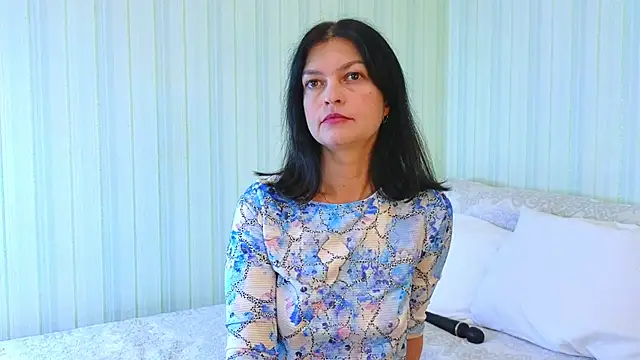  Lily  online show from October 6, 2025, 8:56 am