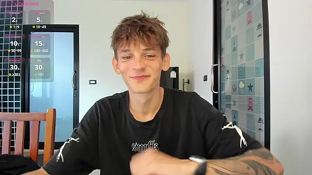 MiracleCam online show from December 21, 2025, 1:02 am