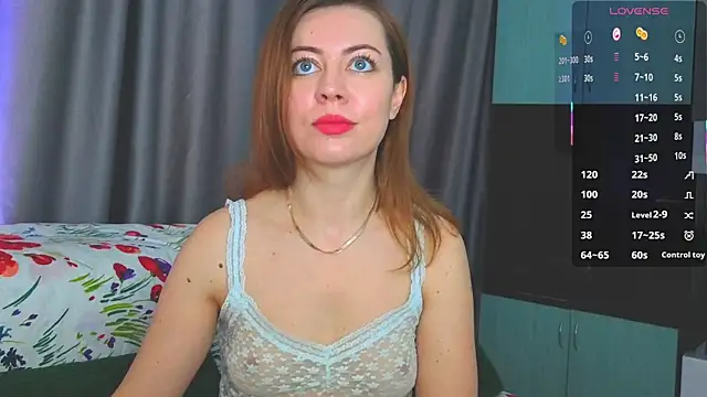 Snapshot of GirlfriendNina chatting on July 3, 2026, 6:09 am GirlfriendNina online show from July 3, 2026, 6:09 am