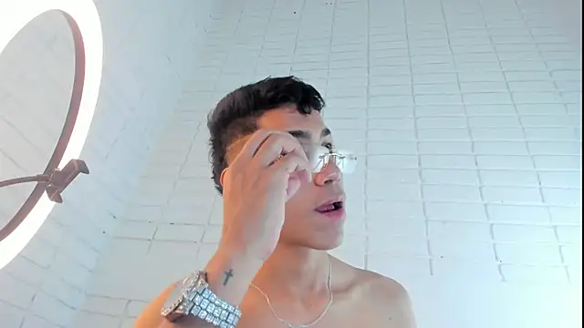 AlanNaughty online show from December 29, 2024, 7:50 am