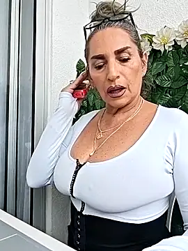 Lossexycacha online show from April 8, 2026, 7:47 pm