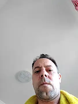 Snapshot of david_geam chatting on March 11, 2026, 6:52 am david geam online show from March 11, 2026, 6:52 am