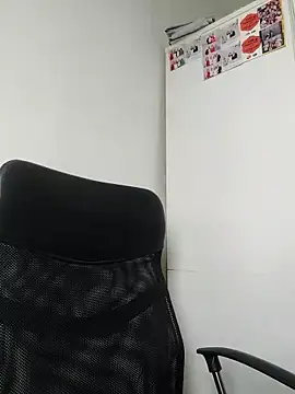 Snapshot of david_geam chatting on April 9, 2026, 6:30 am david geam online show from April 9, 2026, 6:30 am