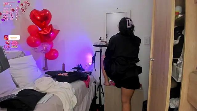 carolgaita online show from February 16, 2026, 10:11 am