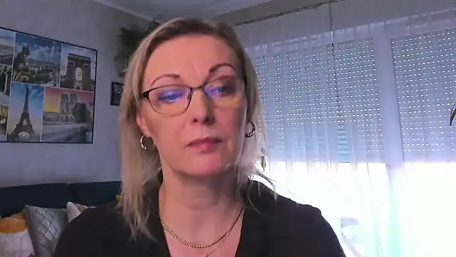 vanessa chat online show from March 6, 2025, 2:29 pm