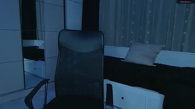 mistress meryem online show from February 25, 2026, 10:08 pm