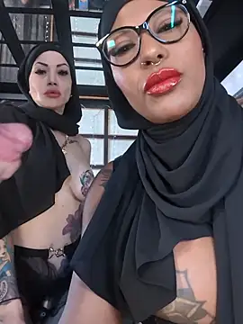 DarkDea online show from May 27, 2026, 9:50 am