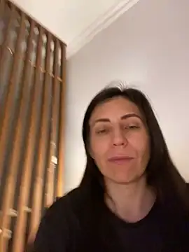 HotyWinter online show from September 23, 2025, 8:23 pm