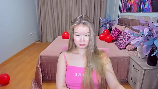 PollyOcean online show from February 17, 2025, 1:53 pm