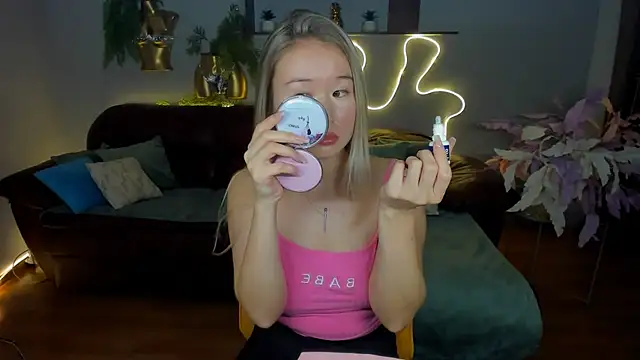 PollyOcean online show from September 18, 2025, 11:34 am