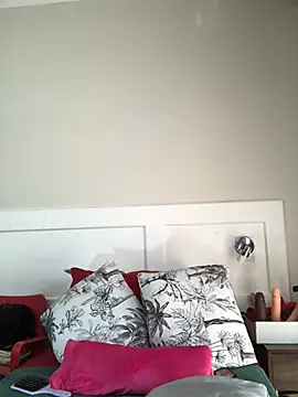 LuciousLips96 online show from February 17, 2025, 6:31 am