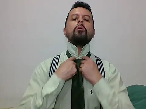 TRIISTAN KING10 online show from November 21, 2025, 8:18 pm