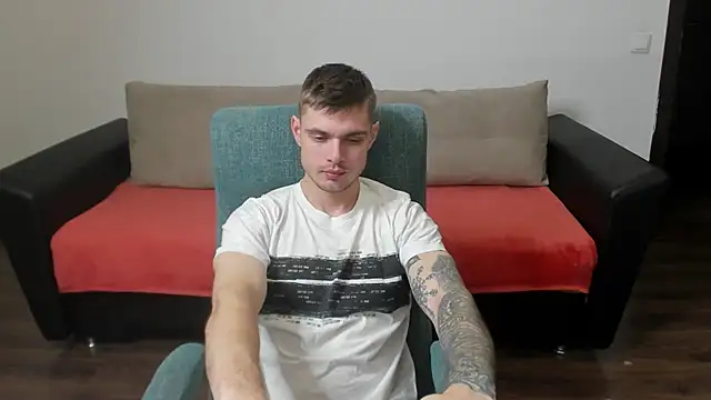 maks wolfis online show from January 27, 2025, 9:55 pm