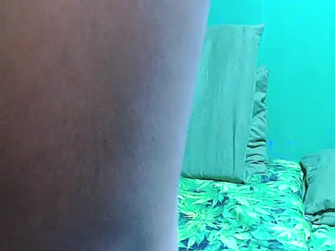 Paula Jordan online show from September 26, 2025, 2:10 pm