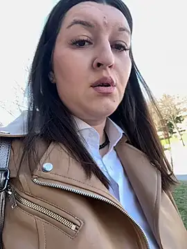 AlexandraGiogio online show from March 9, 2025, 12:20 pm