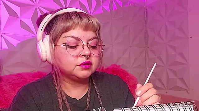 Satyn doll online show from December 4, 2025, 12:09 am