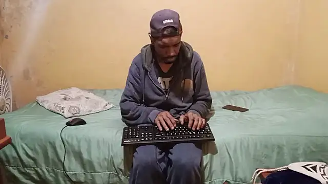 Snapshot of Setor_black chatting on July 17, 2026, 2:34 pm Setor black online show from July 17, 2026, 2:34 pm