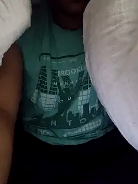 indianguy21 online show from December 12, 2024, 4:43 pm