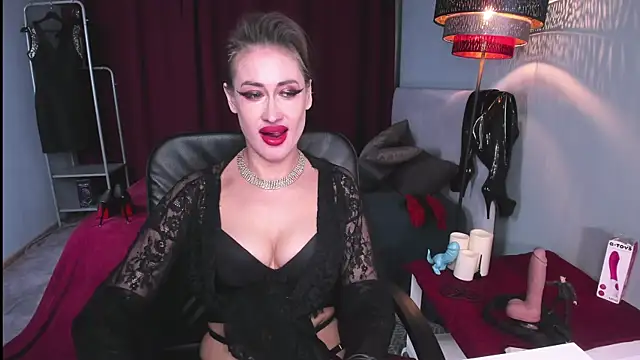 Snapshot of FrancesYork chatting on January 19, 2025, 11:01 am FrancesYork online show from January 19, 2025, 11:01 am