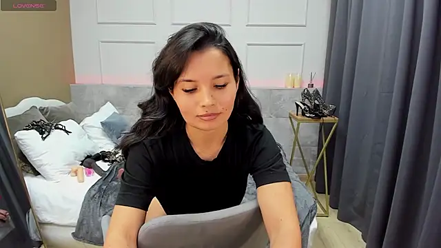 ErikaSoft online show from December 13, 2024, 11:55 am