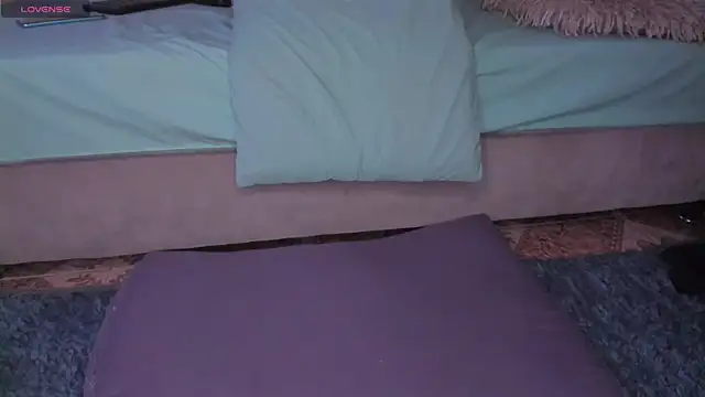 Secret chells online show from February 3, 2025, 9:18 pm