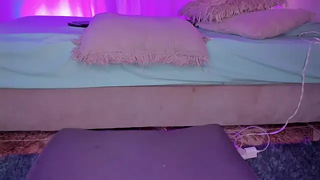 Secret chells online show from February 11, 2025, 11:33 pm