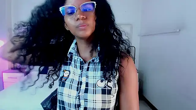 Ellie Alves online show from January 31, 2025, 12:18 pm